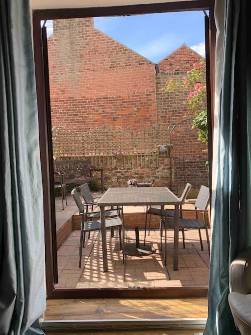 Award Winning Pet Friendly Paddock Cottage Whitby Exteriér fotografie