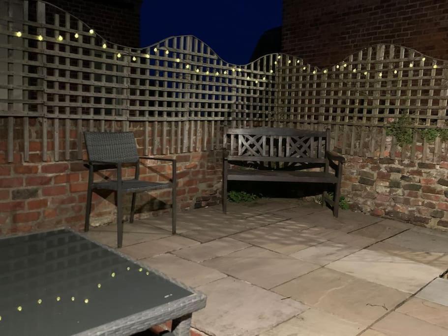 Award Winning Pet Friendly Paddock Cottage Whitby Exteriér fotografie