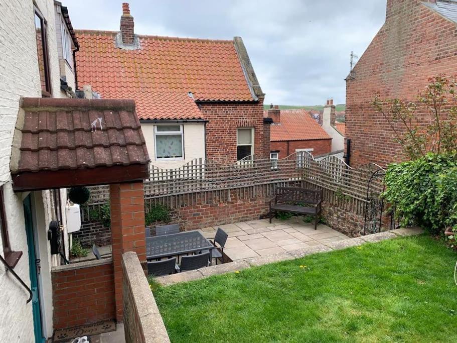 Award Winning Pet Friendly Paddock Cottage Whitby Exteriér fotografie